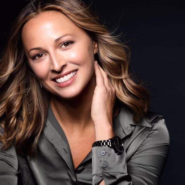 Washington DC cosmetic dentistry patient veneers and full mouth reconstruction Erin headshot